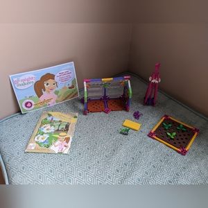 K’NEX Might Makers Going Green Green House Set *Set NOT Complete*